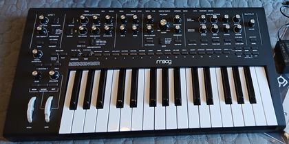 Moog-Messenger"